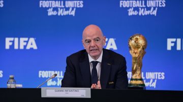 الفيفا يتوقع إيرادات بقيمة 14 مليار دولار في دورة 2027-2030