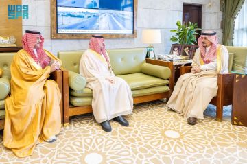 فيصل بن بندر يستقبل مديري التعليم والبيئة والمياه والزراعة بالمنطقة فيصل بن بندر يستقبل مديري التعليم والبيئة والمياه والزراعة بالمنطقة