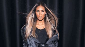 هند البحرينية تعاتب نجوم شارع الأعشى: زعلانة منكم واحد واحد.. فيديو هند البحرينية تعاتب نجوم شارع الأعشى: زعلانة منكم واحد واحد.. فيديو