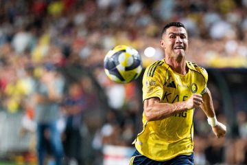 موعد عودة كريستيانو رونالدو إلى الرياض.. وهدية تخلد مسيرته الكروية (صورة)