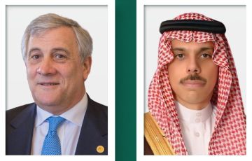 وزير الخارجية يتلقى اتصالا هاتفيا من وزير خارجية إيطاليا