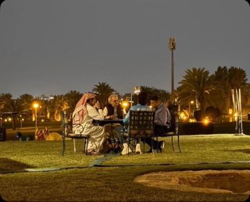 الأمير الوليد بن طلال في اجتماع مع إنزاغي فيديو