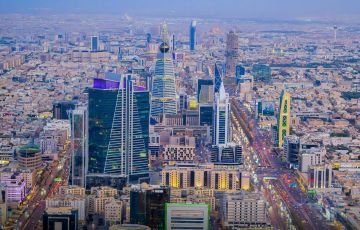  الموارد البشرية تعلن موعد إجازة عيد الفطر للقطاعين الخاص وغير الربحي