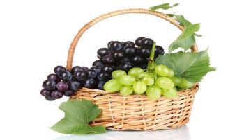 دراسة: العنب يحتوي على 1600 مركب مفيد للقلب والدماغ دراسة: العنب يحتوي على 1600 مركب مفيد للقلب والدماغ