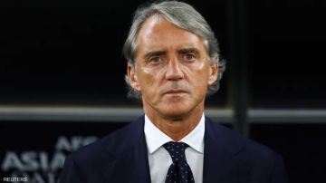 السد القطري يعلن غياب مدربه مانشيني عن مواجهة الغد