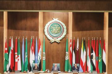 اجتماع طارئ لمجلس جامعة الدول العربية الأحد المقبل لبحث الاعتداءات الإيرانية اجتماع طارئ لمجلس جامعة الدول العربية الأحد المقبل لبحث الاعتداءات الإيرانية