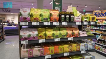 التمور السعودية تعزز حضورها في أسواق التجزئة العالمية التمور السعودية تعزز حضورها في أسواق التجزئة العالمية