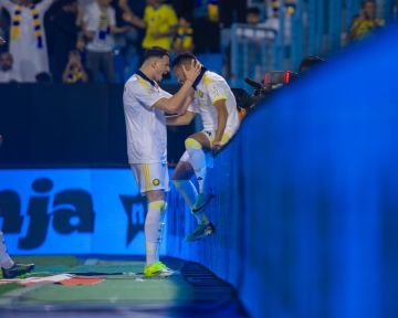 النصر يكتسح الخليج بخماسية في جولة يوم العلم