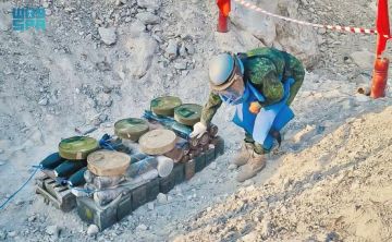 مسام ينزع (1,329) لغما من الأراضي اليمنية خلال أسبوع مسام ينزع (1,329) لغما من الأراضي اليمنية خلال أسبوع