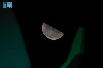 رصد قمر رمضان في طور التربيع الأخير بسماء المملكة