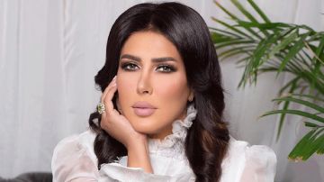 زهرة عرفات: بكيت بشهقة بعد تقديم مسرحية أبيض وأسود.. فيديو زهرة عرفات: بكيت بشهقة بعد تقديم مسرحية أبيض وأسود.. فيديو