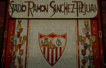 القبض على مدير أمن نادي إشبيلية بتهمة السرقة