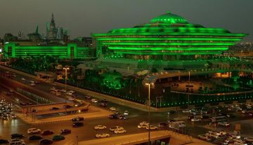 تمكين حاملي تأشيرات الزيارة المنتهية من المغادرة دون تمديد تأشيراتهم أو دفع أي رسوم أو غرامات تأخير تمكين حاملي تأشيرات الزيارة المنتهية من المغادرة دون تمديد تأشيراتهم أو دفع أي رسوم أو غرامات تأخير