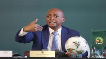 رئيس الكاف يوضح أسباب نقل لقب الكان من السنغال إلى المغرب