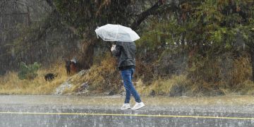 أمطار رعدية متوسطة إلى غزيرة على معظم مناطق المملكة