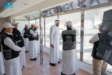 وزير الحج والعمرة يتفقد عددا من المشاريع التطويرية في المشاعر المقدسة