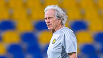 الانضباط تغرم جيسوس ومدرب الخليج الانضباط تغرم جيسوس ومدرب الخليج