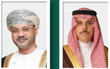 وزير الخارجية يؤكد تضامن المملكة مع سلطنة عمان