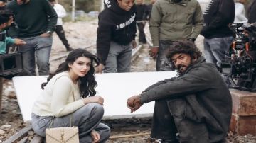 فجر السعيد تنتقد أحداث مسلسل علي كلاي وأداء العوضي