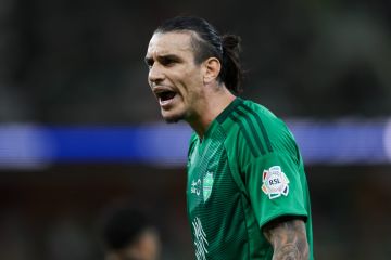 بهذه الطريقة.. لاعبو أهلي جدة يشاركون زميلهم إيبانيز فرحته باستدعائه لقائمة البرازيل بهذه الطريقة.. لاعبو أهلي جدة يشاركون زميلهم إيبانيز فرحته باستدعائه لقائمة البرازيل