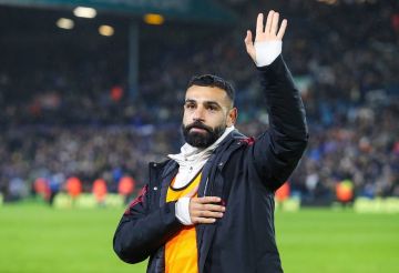 احذروا.... أول تعليق من وكيل محمد صلاح بعد إعلان رحيله عن ليفربول