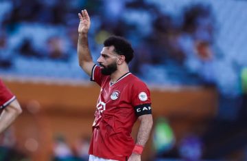 صلاح يغيب عن مواجهة الأخضر مع المنتخب المصري صلاح يغيب عن مواجهة الأخضر مع المنتخب المصري