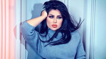 سجن حليمة بولند بعد تعزيتها في وفاة خامنئي