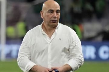 لمواجهة الأخضر وديا.. بعثة المنتخب المصري تصل جدة