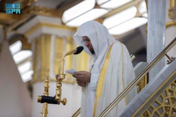 إمام المسجد النبوي في خطبة الجمعة: استدامة الطاعة بعد رمضان من علامات القبول