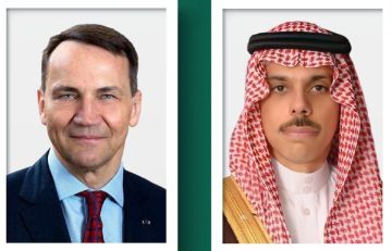 هاتفيا... فيصل بن فرحان ووزير خارجية بولندا يبحثان تطورات الأحداث في المنطقة