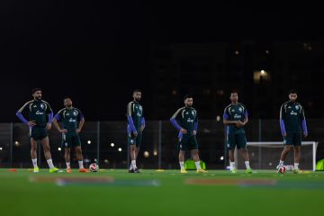 الأخضر يدشن معسكر جدة استعدادا للقاء مصر الودي