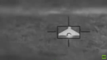 الدفاع السعودية تنشر مشاهد لعمليات اعتراض وتدمير طائرات مسيرة أطلقت باتجاه المملكة (فيديو)