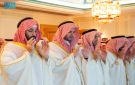 ولي العهد يؤدي صلاة عيد الفطر المبارك في المسجد الحرام بمكة المكرمة