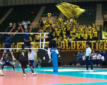 تواصل منافسات كأس النخبة للكرة الطائرة تواصل منافسات كأس النخبة للكرة الطائرة