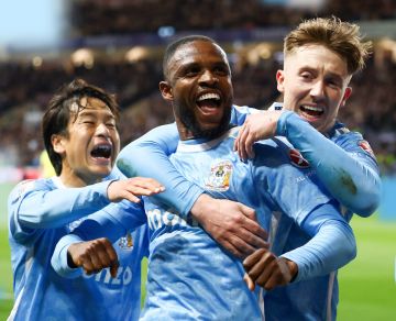 كوفنتري سيتي يصعد للدوري الإنجليزي بعد غياب 25 عاما