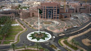 جامعة طيبة تطلق برنامج القيادة التنفيذية لطلبة الدراسات العليا بالجامعات السعودية