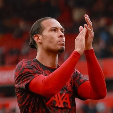 فان دايك: أتمنى بقاء أليسون