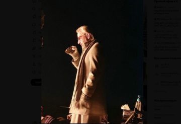 الهلال يشكر الوليد بن طلال على هديته الهلال يشكر الوليد بن طلال على هديته