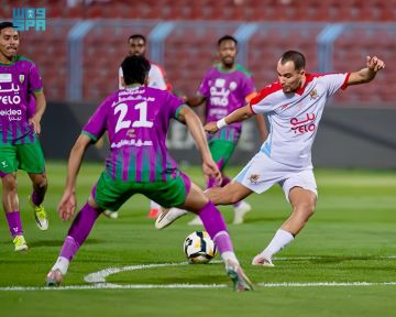 الأنوار يتغلب على الوحدة بخماسية الأنوار يتغلب على الوحدة بخماسية