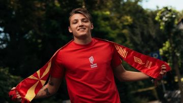 ماتيو ريتيغي يخضع لعملية جراحية