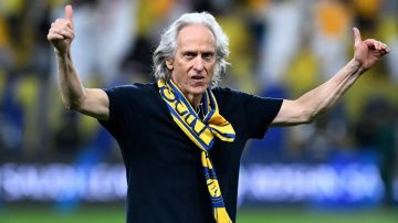 في الوقت المناسب.. النصر السعودي يفاجئ مدربه البرتغالي (فيديو)