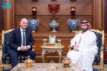 سمو ولي العهد يلتقي رئيس الاتحاد الدولي لكرة القدم سمو ولي العهد يلتقي رئيس الاتحاد الدولي لكرة القدم