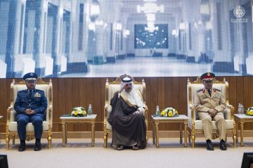 نائب وزير الدفاع يرعى حفل تخريج الدفعة الـ (84) من طلبة كلية الملك عبدالعزيز الحربية