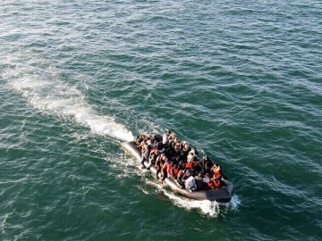 فرنسا وبريطانيا تبرمان اتفاقا لتعزيز مكافحة الهجرة غير الشرعية عبر بحر المانش