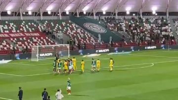 جماهير الاتفاق لـ محمد أبو الشامات بعد طرده: يا بكاية.. يا بكاية.. فيديو