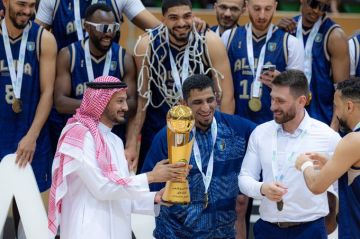 العلا يتوج ببطولة المربع الذهبي لكرة السلة