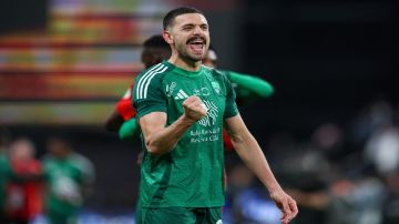 الأهلي يجهز ديميرال ببرنامج خاص قبل نهائي النخبة الأهلي يجهز ديميرال ببرنامج خاص قبل نهائي النخبة