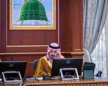 أمير المدينة المنورة يرأس اجتماع اللجنة الدائمة للحج والعمرة بإمارة المنطقة