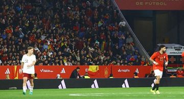 السلطات الإسبانية تتوعد العنصريين في مباراة الفراعنة