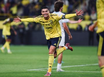 رونالدو يقود هجوم النصر أمام الوصل الإماراتي